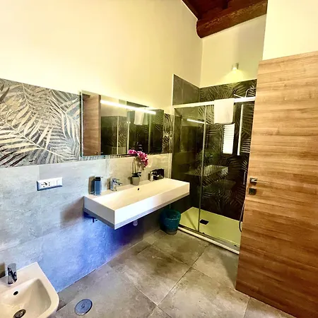 Guest house Sealovers House Sea View Deluxe *